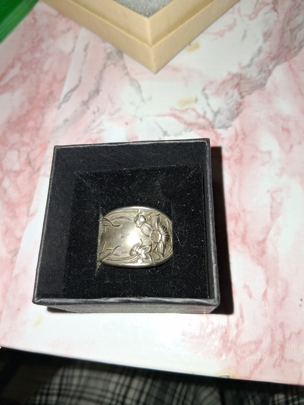 Vintage Floral Engraved Silver-Plated Spoon Ring - Floral Design